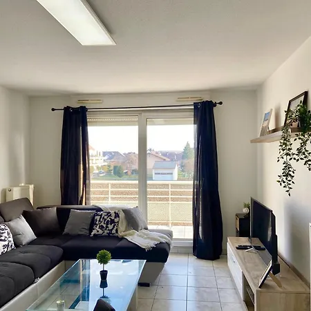 L'escale, Proche Suisse, Parking Hesingue