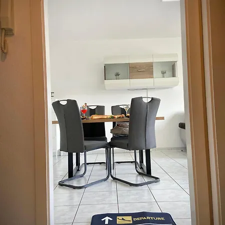 L'escale, Proche Suisse, Parking アパート Hesingue